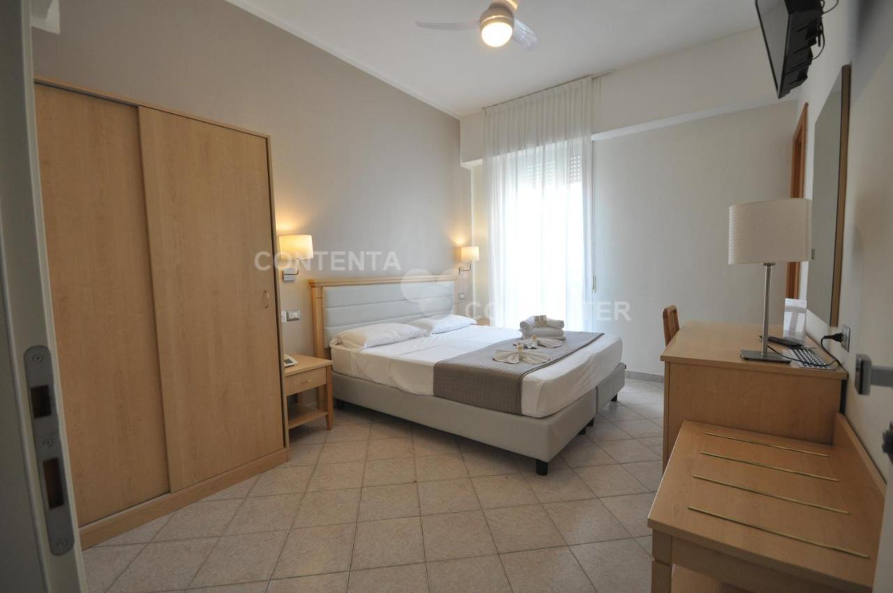 Hotel Adriatic&Beauty Rimini Eksteriør bilde