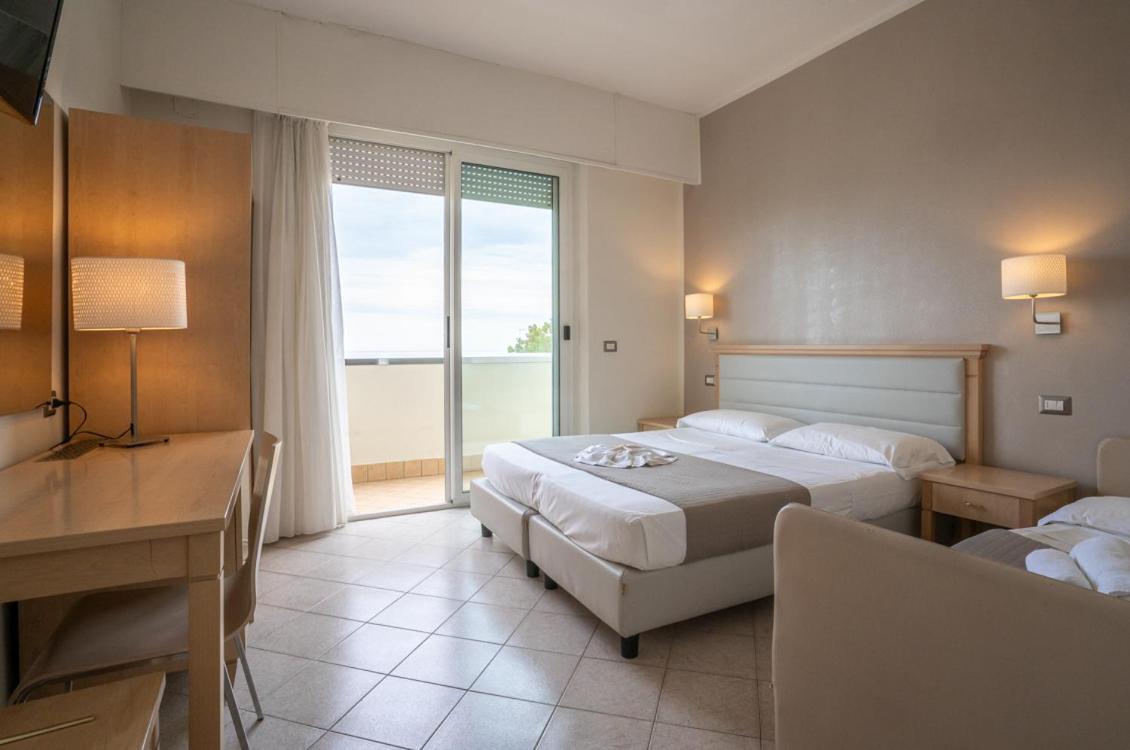 Hotel Adriatic&Beauty Rimini Eksteriør bilde