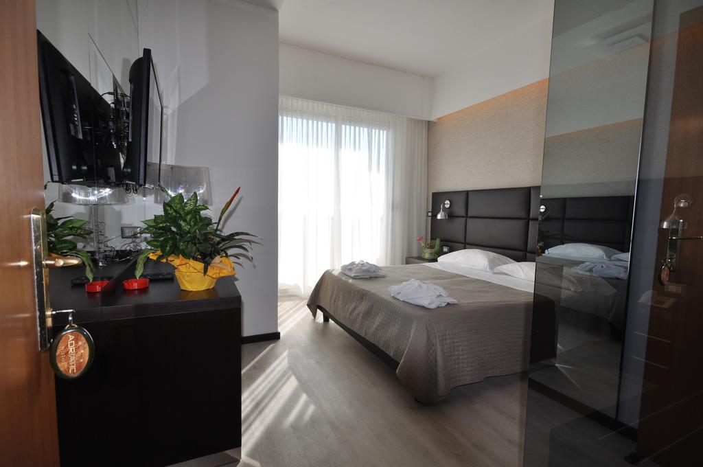 Hotel Adriatic&Beauty Rimini Eksteriør bilde