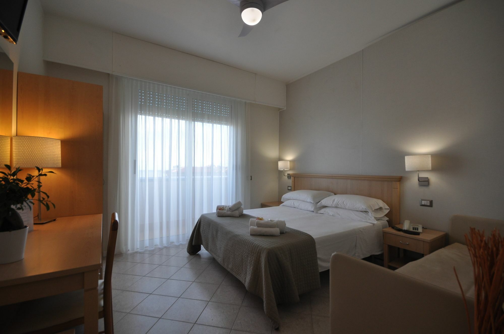 Hotel Adriatic&Beauty Rimini Eksteriør bilde